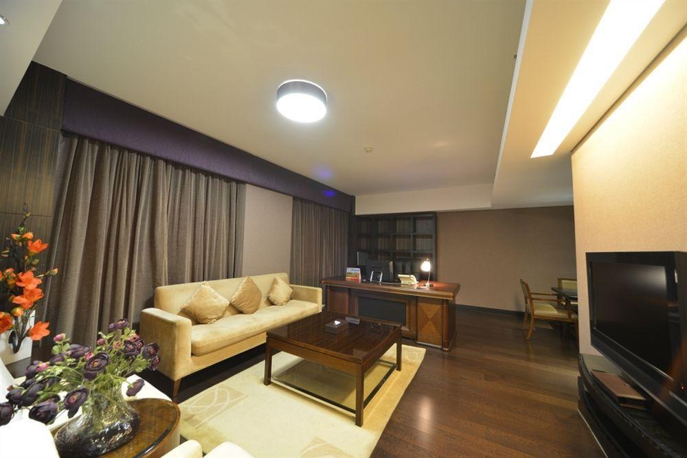 Beijing Changbaishan International Hotel Экстерьер фото